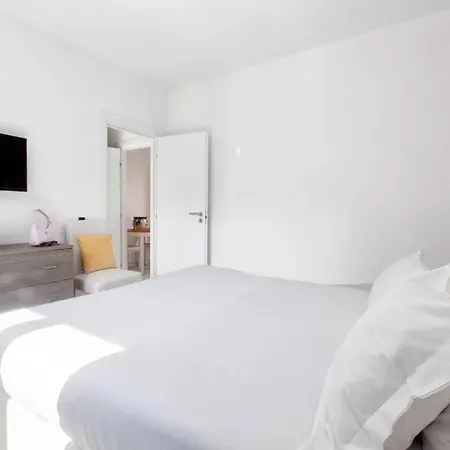 Les Chic Sorrento Couette-café 3*