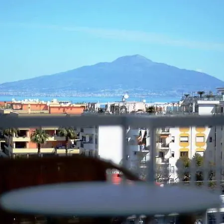 Les Chic Sorrento Couette-café 3*